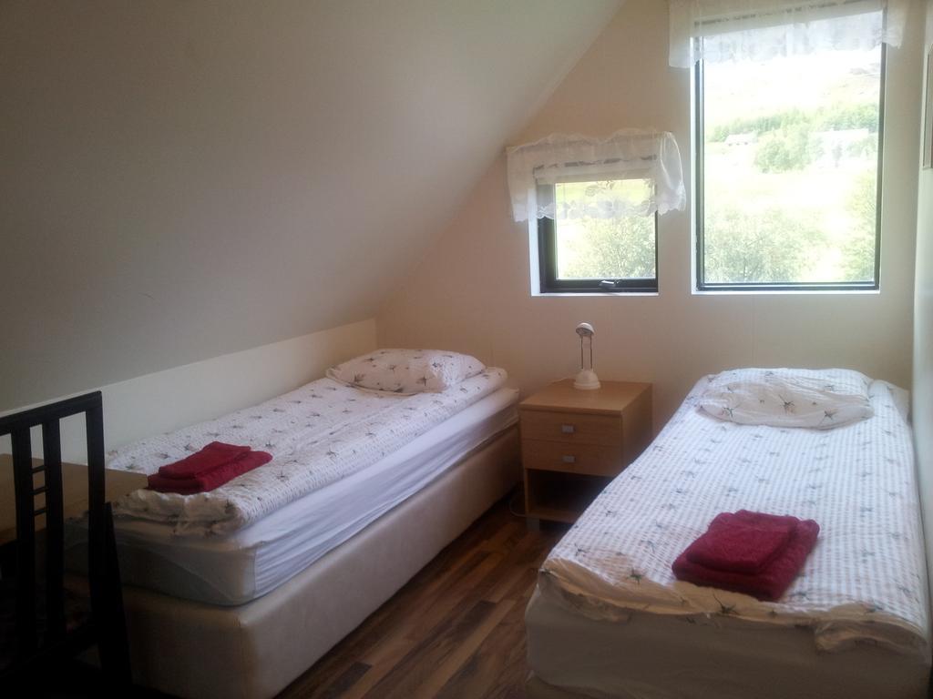 Guesthouse Dalbaer Fludir Buitenkant foto